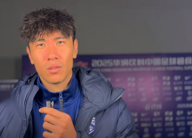 劉奕鳴：今年新援很多還需要磨合期，保持狀態(tài)相信下一場能拿下